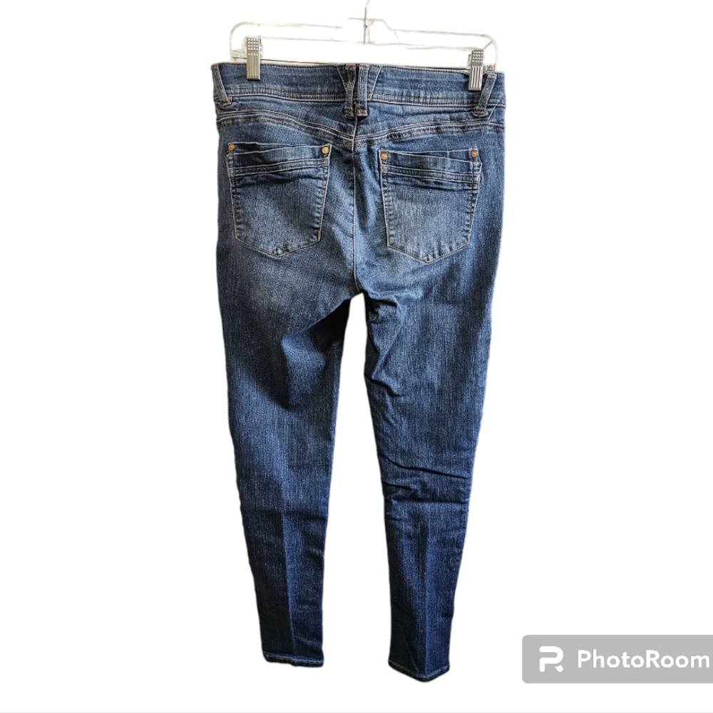 Democracy Skinny Jeans.